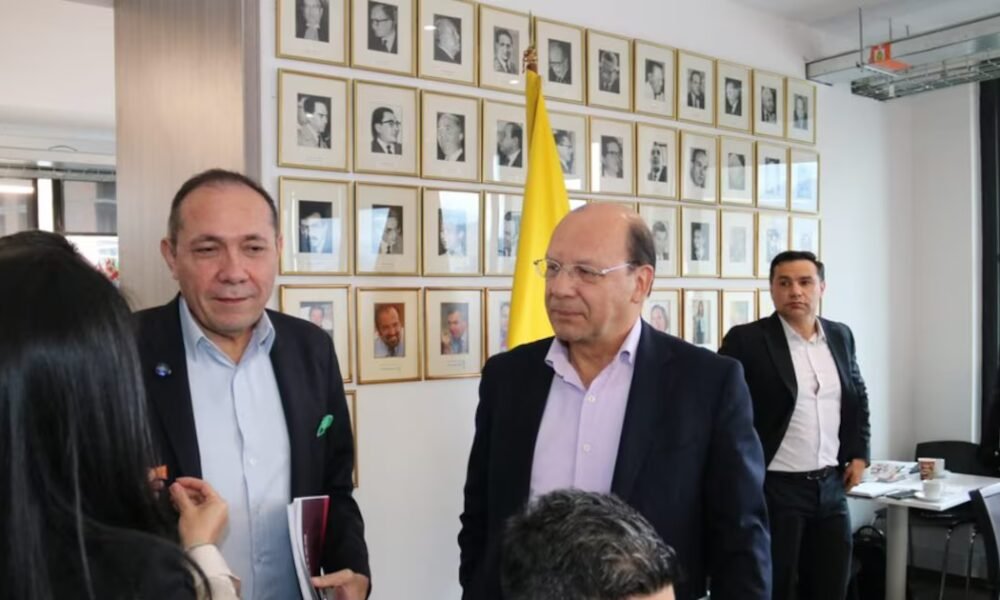 Salario mínimo: “Empresarios y sindicatos coinciden en mantener el incremento del 23,7 %”, dice mintrabajo