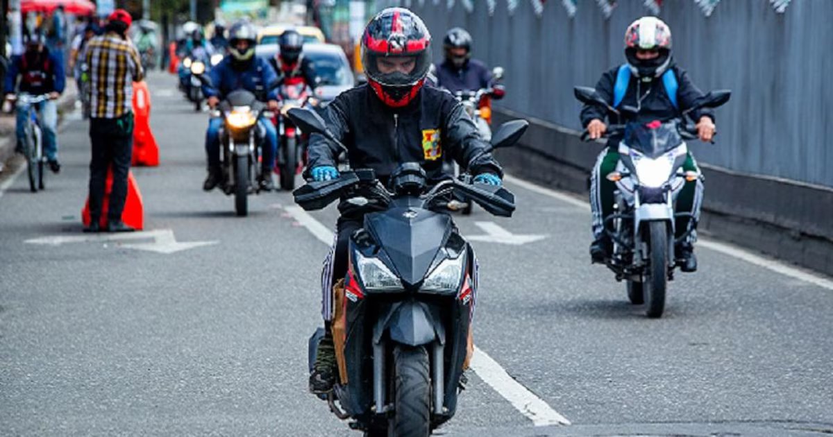 Tecnomecánica para motos en 2026: estos son los valores según antigüedad y lo que incluye el trámite