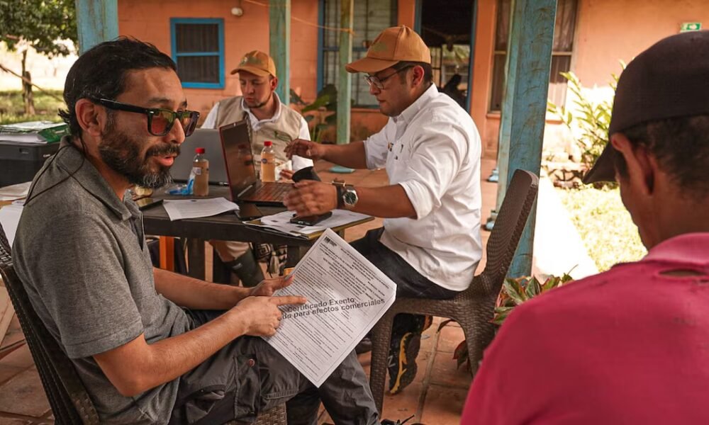 Terrenos de los hermanos paramilitares Castaño Gil fueron entregados a los damnificados de Córdoba por ola invernal