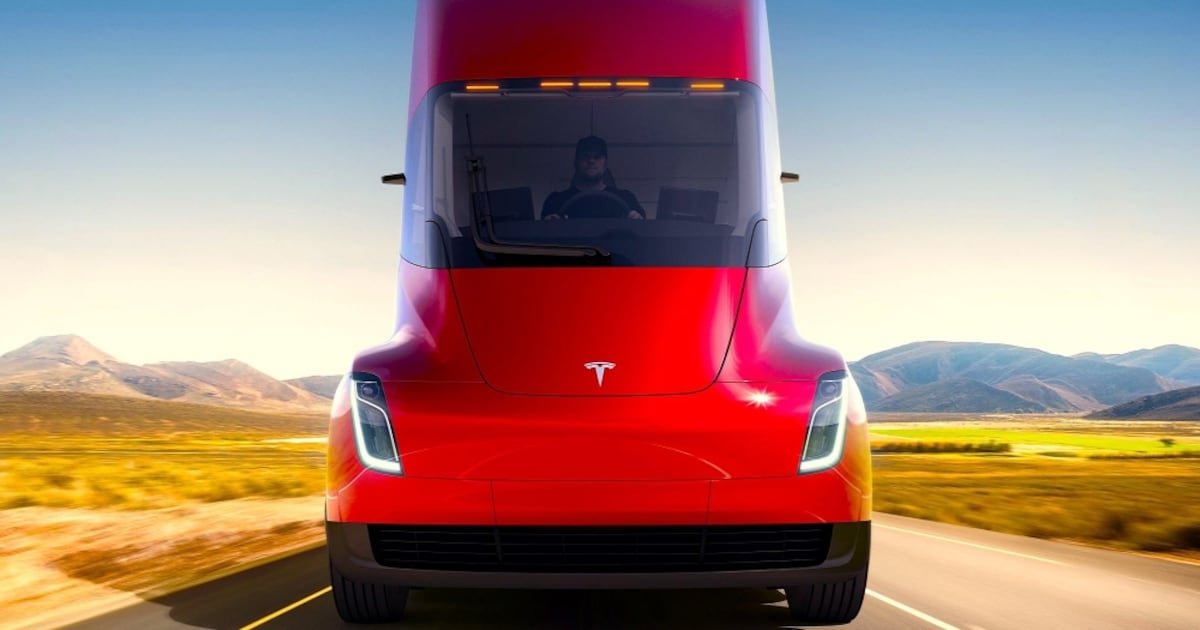Tesla Semi muestra sus cartas en el transporte pesado: 805 km de autonomía