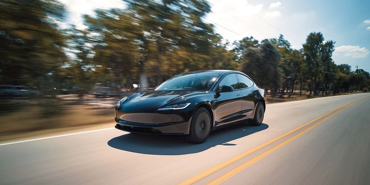 Tesla convertirá el FSD en un extra por suscripción para los Model 3 y Model Y, o eso dice Musk