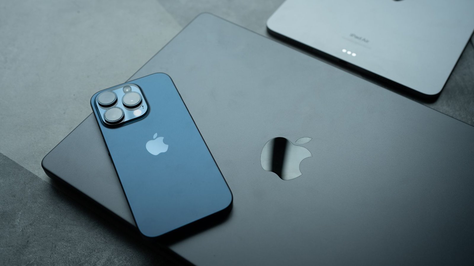 iPhone 12 y otros móviles que dejarán de actualizarse en 2026