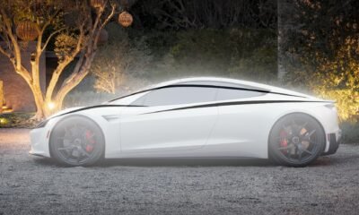 ¿Será la definitiva? Tesla vuelve a ilusionar con su coche eléctrico que, según Elon Musk, 'podrá volar'