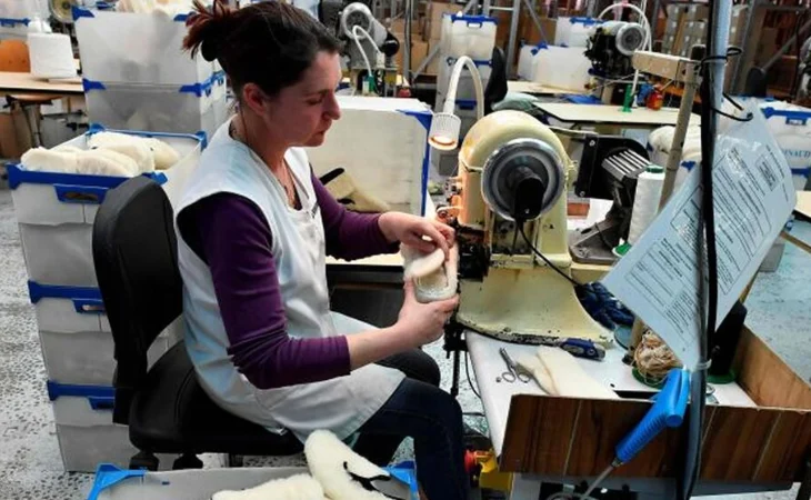 Producción manufacturera cayó 0,5% en enero: industria colombiana enfrenta crisis