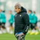 marcha de Valverde del Athletic — Pellegrini analiza la marcha de Valverde del Athletic: "Pierde un técnico de gra