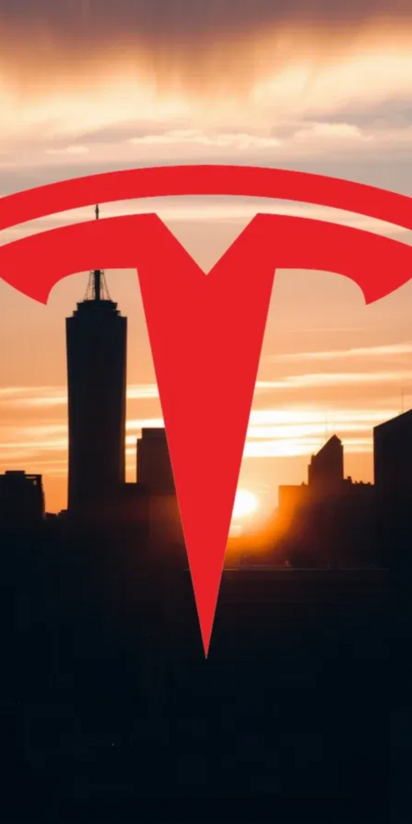 Tesla Enfrenta un Fin de Semana Determinante