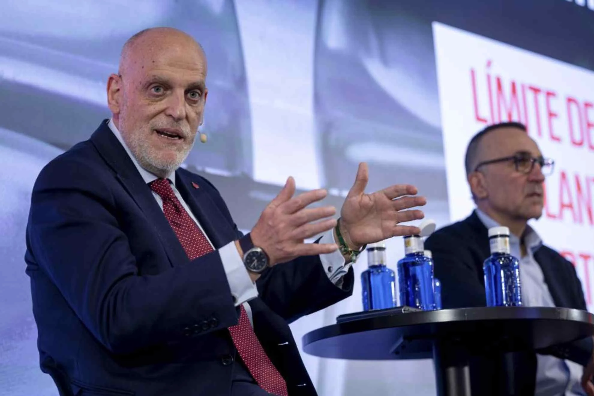 goleador más veterano eliminatorias — Lewandowski rompe récord como goleador más veterano en eliminatorias de Champion