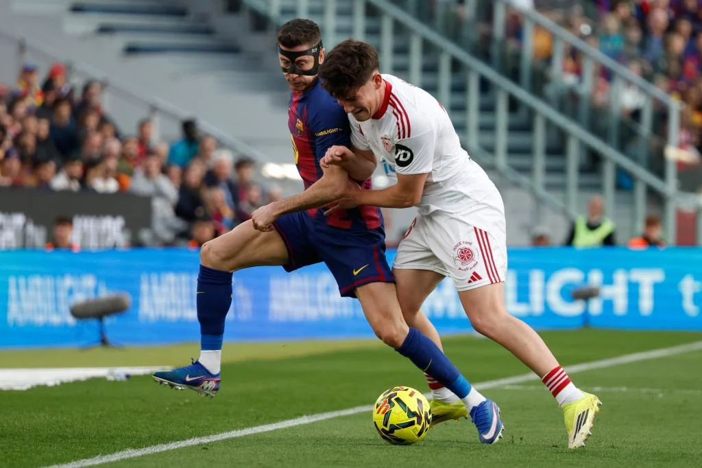 cláusula de rescisión de Oso — Oso del Sevilla a un partido de activar cláusula de 20 millones de euros