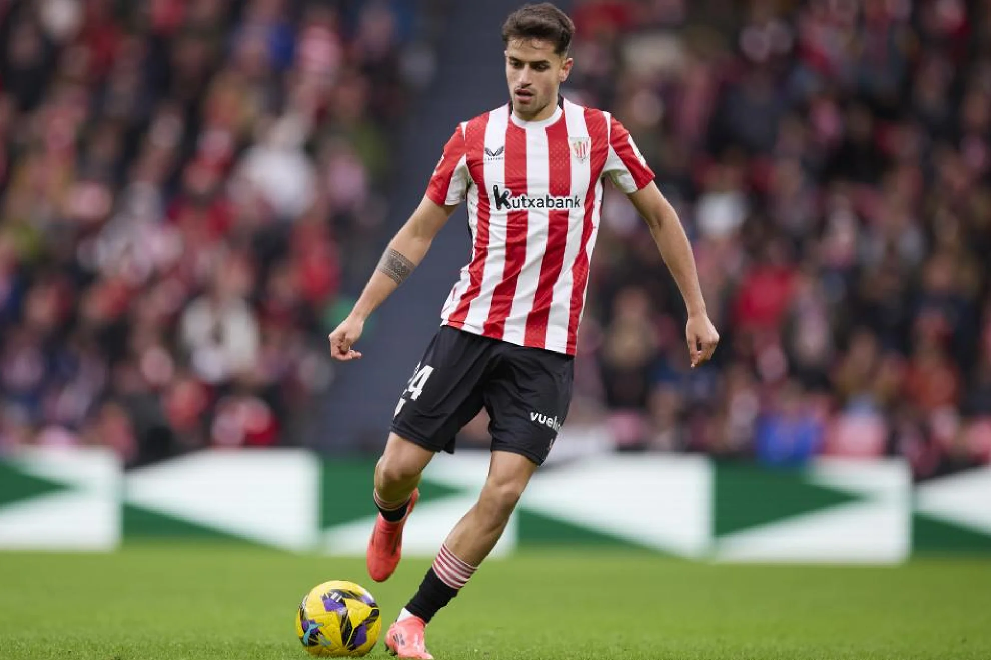 Beñat Prados regresa — Beñat Prados regresa al entrenamiento tras recuperarse de rotura de ligamento