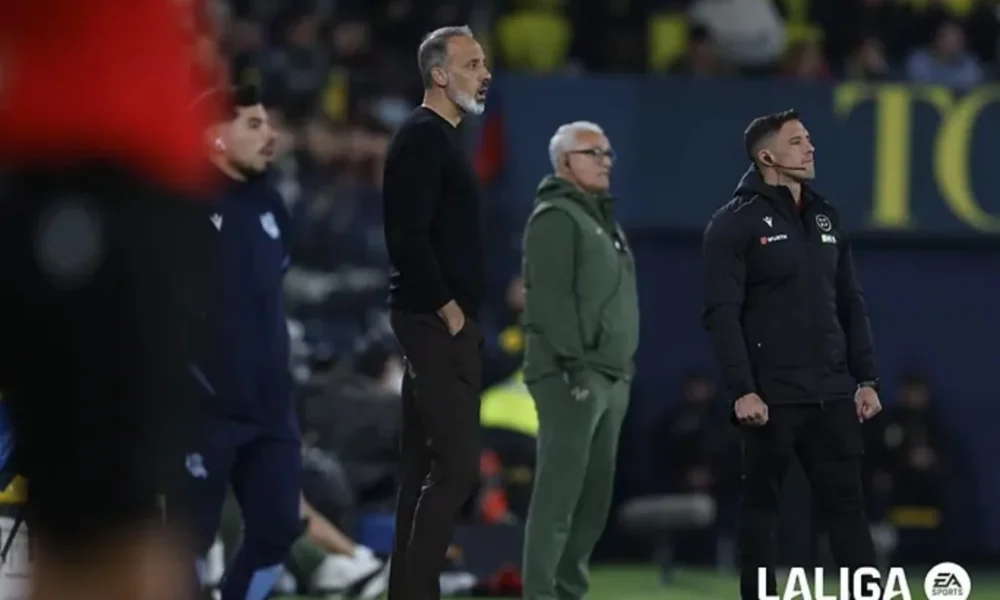 derrota de la Real Sociedad — Matarazzo analiza la derrota de la Real Sociedad contra el Villarreal: tres gole