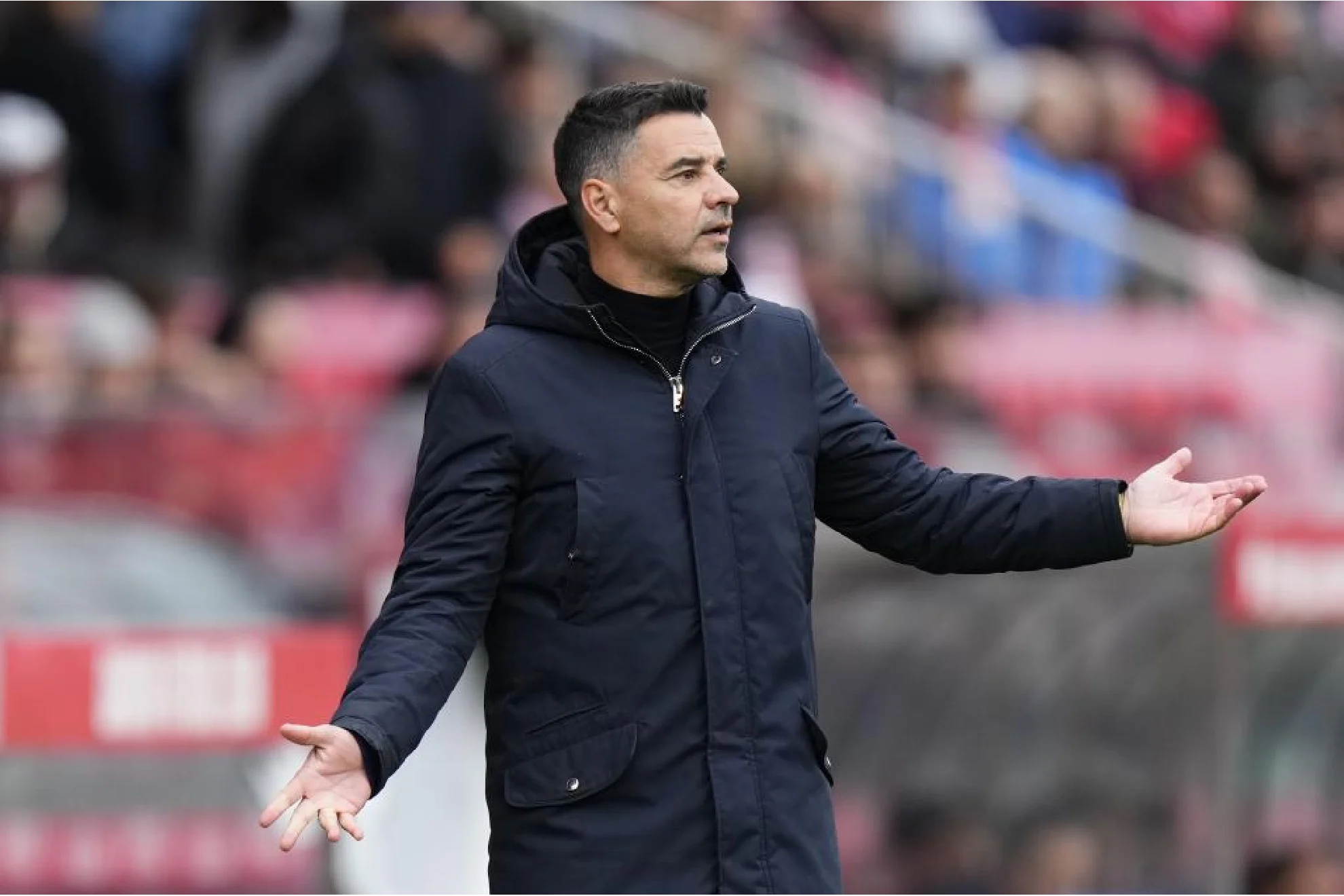 defensa del Girona — Míchel analiza la defensa del Girona tras caída ante Osasuna: "Estuvimos demasia