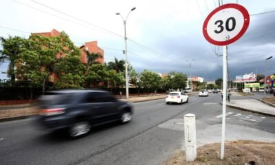 ¿A qué velocidad se puede circular en vías de Colombia? Estos son los límites establecidos según la 'Ley Julián Esteban'
