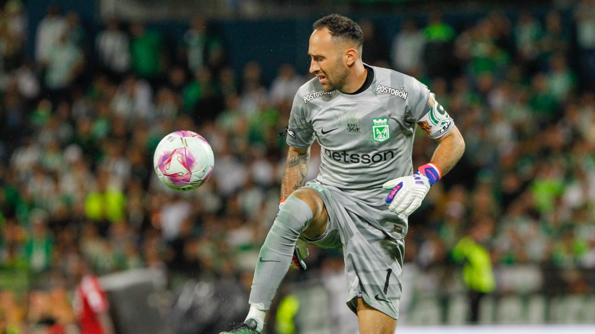 Ospina se defiende de acusaciones — David Ospina se defiende de acusaciones sobre prioridad con la Selección