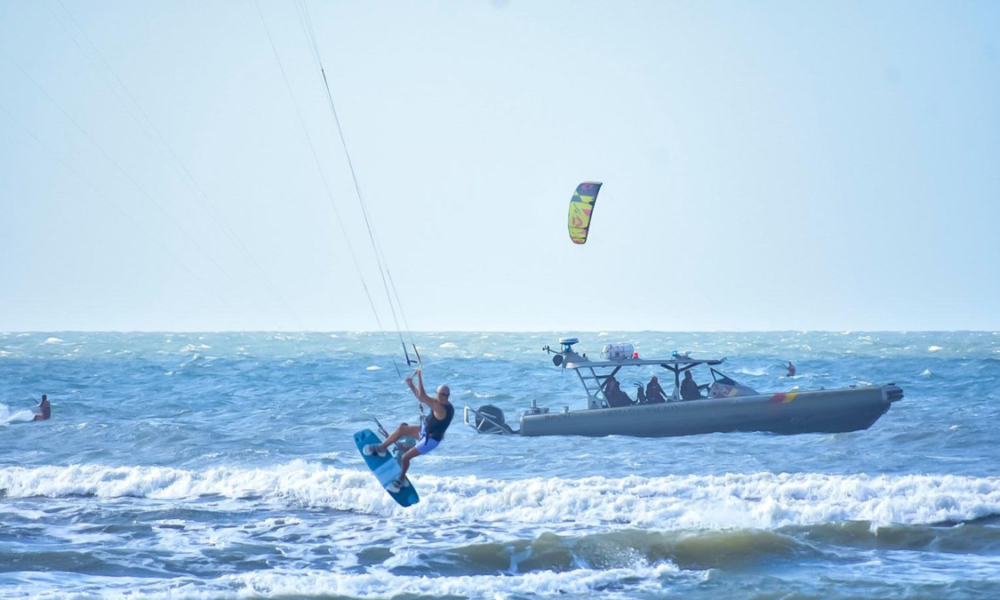 Salinas Fest 2026 — Salinas Fest 2026 rompe récord con 146 riders de kitesurf en el Atlántico