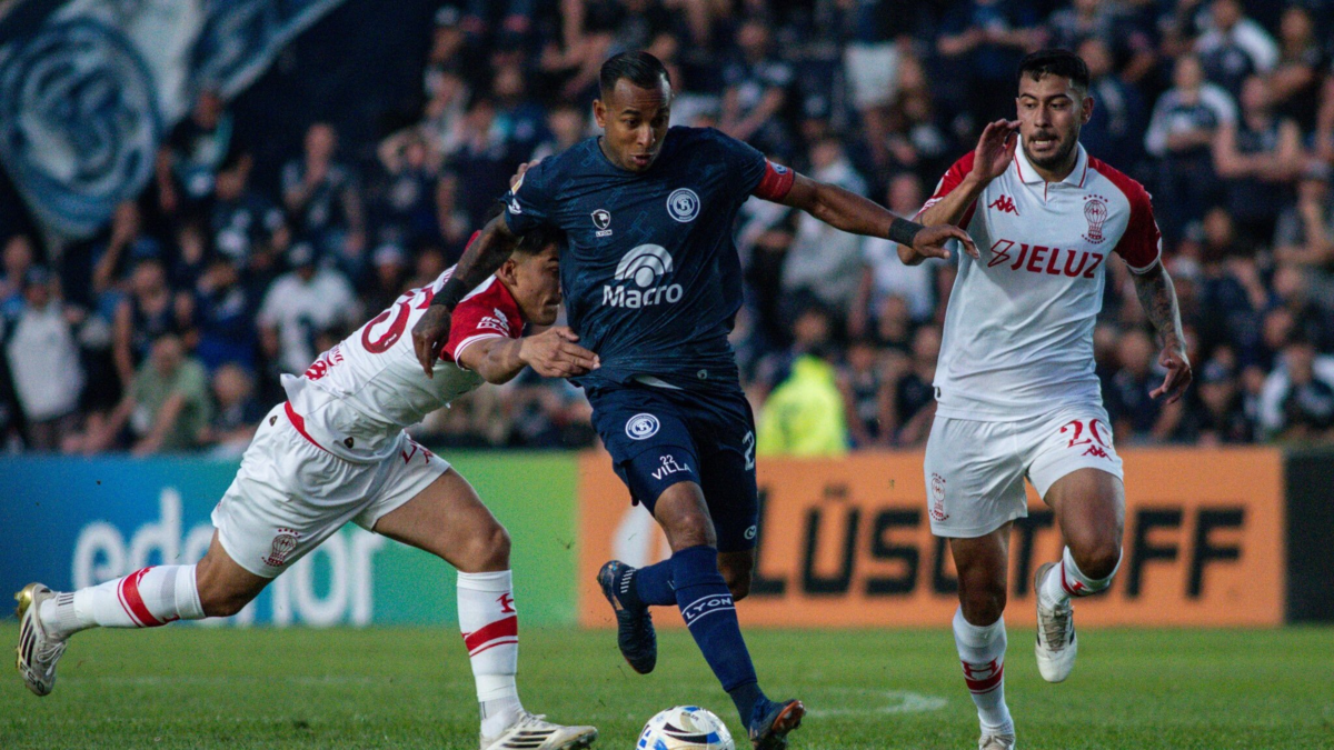 polémica por convocatoria de Sebastián Villa — Polémica por convocatoria de Sebastián Villa a la Selección Colombia divide al p