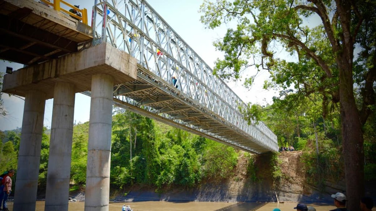 Nuevo puente sobre el río Quiratá pone fin al aislamiento histórico en temporadas de lluvias de más de 8.000 habitantes rurales en Santander