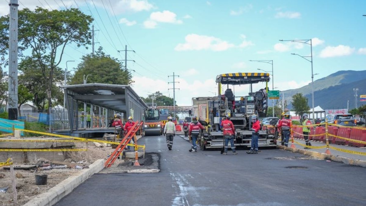 obras en estaciones de TransMilenio alcanzan un 95% de avance