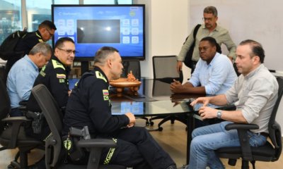 el alcalde de Cali, en su primer encuentro con el nuevo comandante de Policía