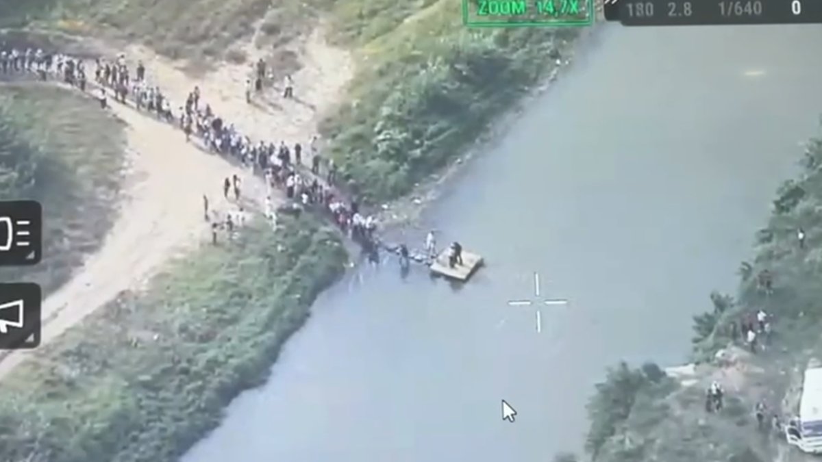 hubo 90 autobuses contratados esperándolos