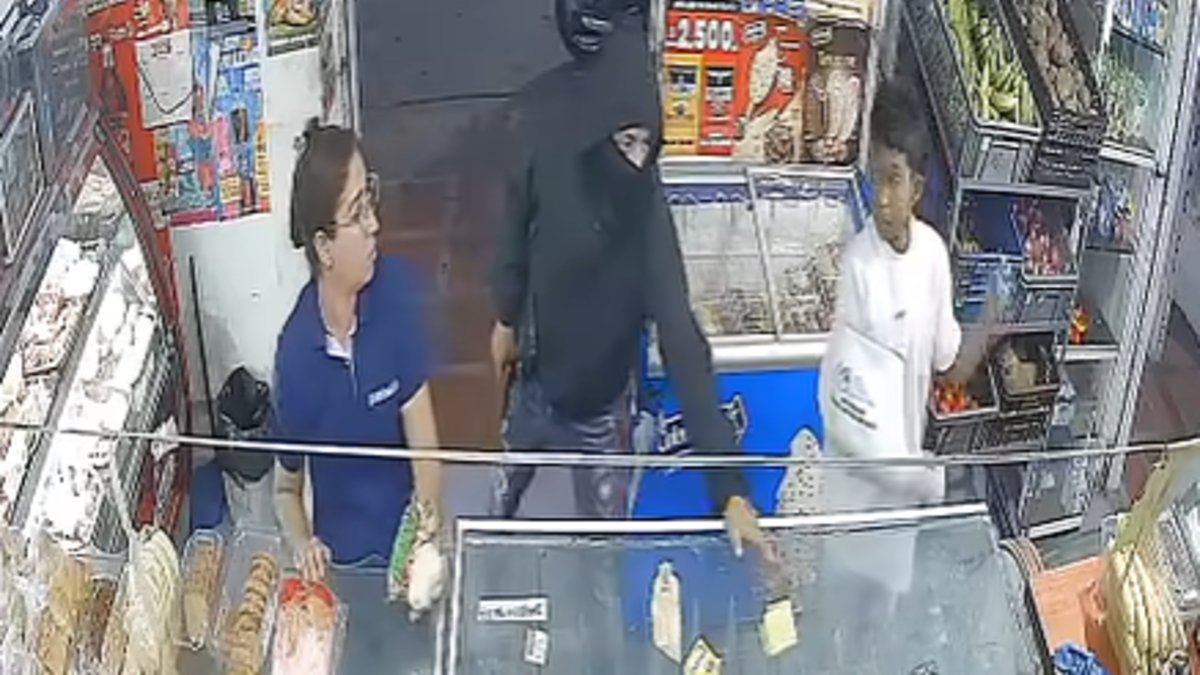 Extorsionista deja panfleto e intenta disparar contra un tendero en el barrio Galán (Barranquilla): el arma se encasquilló