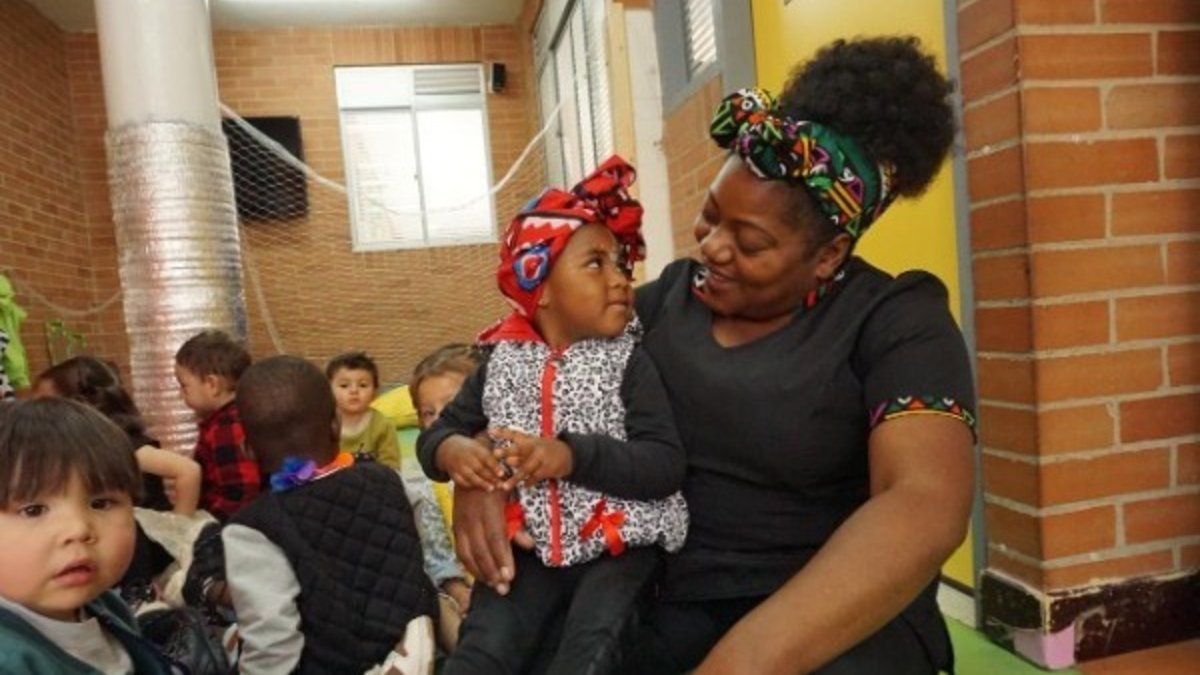 Alcaldía de Bogotá anuncia inicio de pagos de Ingreso Mínimo Garantizado para hogares con niñas, niños y adolescentes