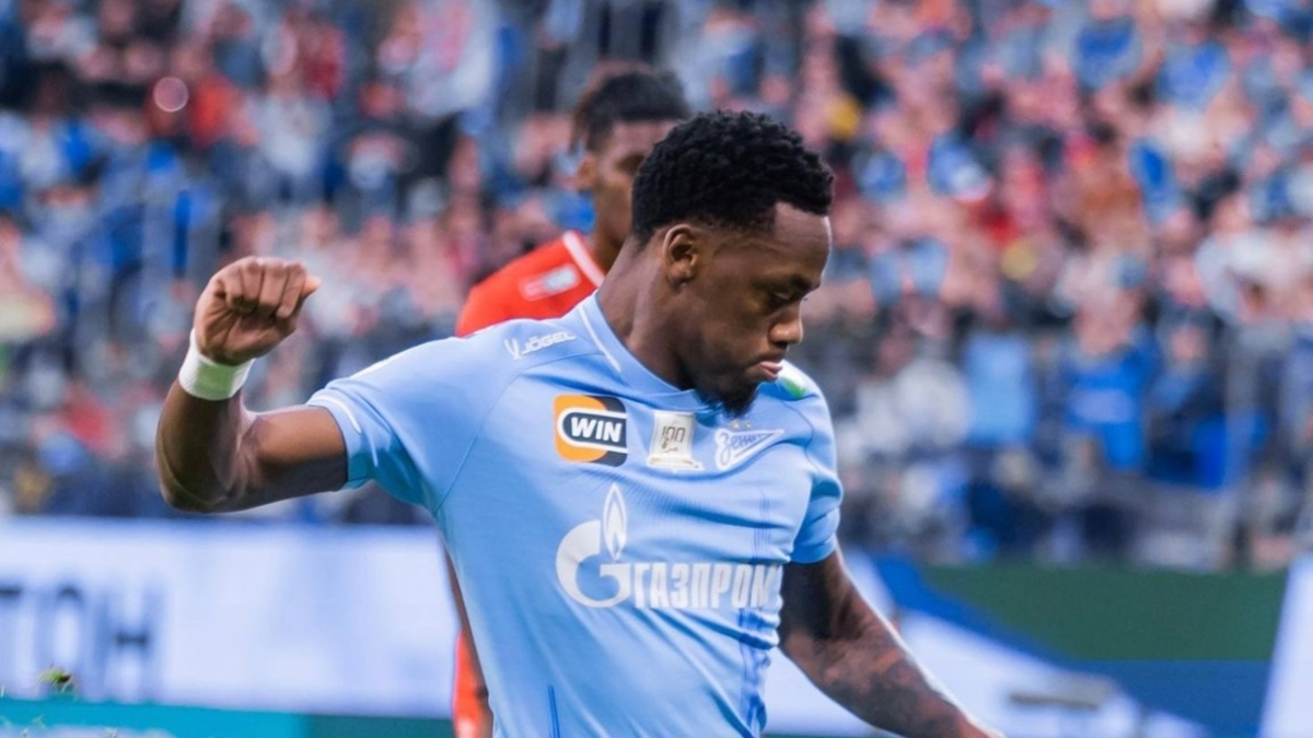 Jhon Durán anota en el Zenit — Jhon Durán anota en el Zenit y recupera confianza en Rusia con gol de penalti