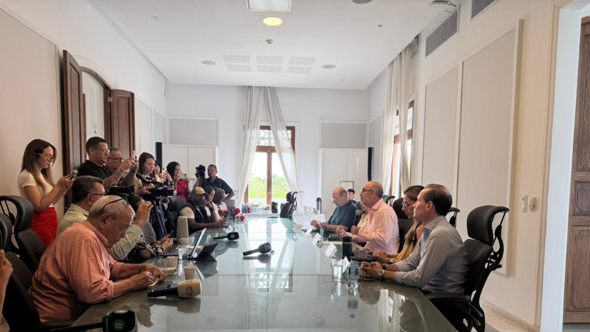 alerta energética en Colombia — Alerta energética en Colombia: crisis del sistema eléctrico por deudas de $9,2 b