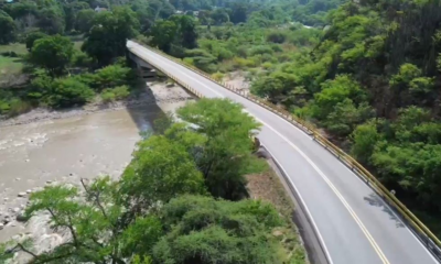 puente El Pescadero — Puente El Pescadero en riesgo de colapso por socavones en Santander