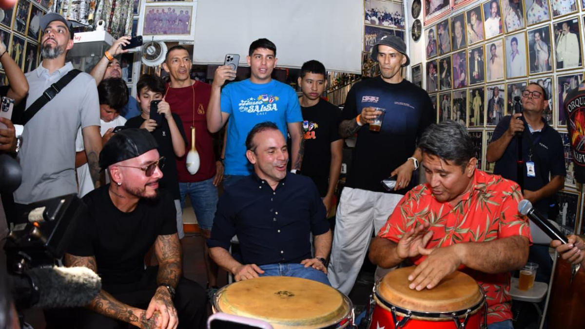 J Balvin en Cali — J Balvin en Cali: visita al barrio Obrero y proyecto de renovación cultural