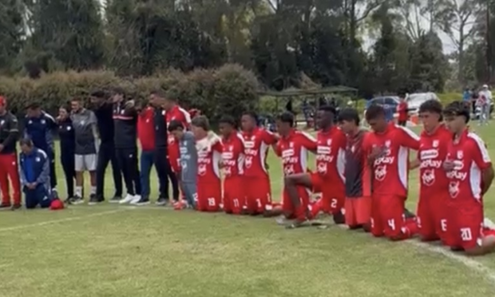 Santiago Castrillón se desvanece — Santiago Castrillón se desvanece en cancha: el mensaje solidario de Santa Fe