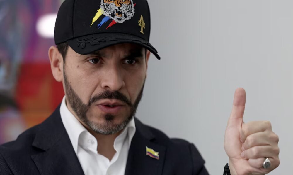 Abelardo de la Espriella arremetió contra “la falsa derecha” y asegura: “El Tigre va a primera vuelta”