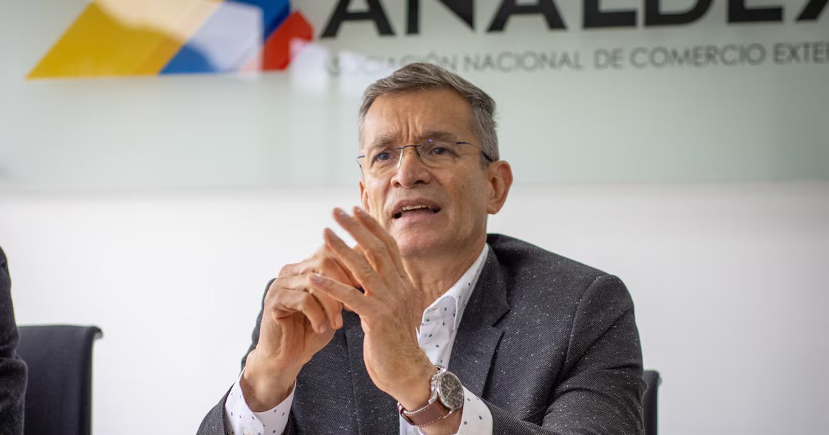 Analdex le exigió a Gustavo Petro levantar aranceles a productos ecuatorianos en medio de batalla con Noboa: “Estamos beneficiando a la ilegalidad”