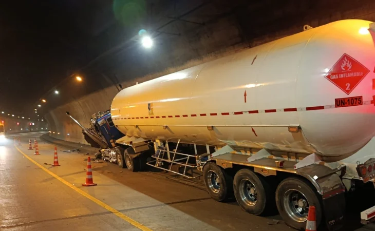 Cierre total del túnel Renacer por accidente vial: qué debes saber