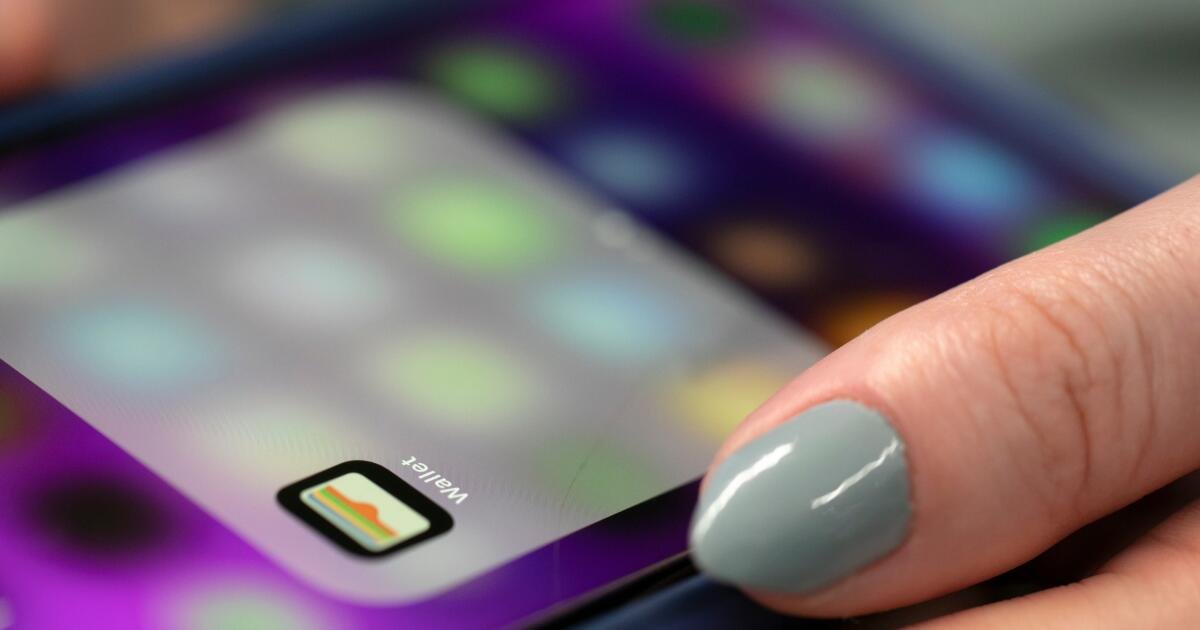 Cuidado con los anuncios en línea con historias elaboradas: podría tratarse de estafas