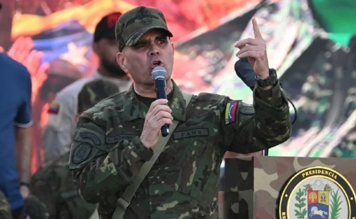 destitución de Padrino López — Destitución de Padrino López: clave para la estabilización política de Venezuela