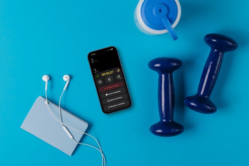 Escapar de las pantallas en el deporte es importante... O no. Así aprovecho iOS 26 y un Apple Watch durante el ejercicio