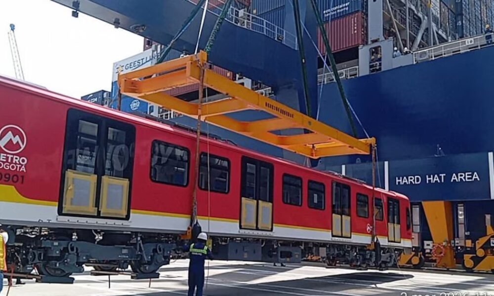 Llegó a Colombia el octavo tren para el metro de Bogotá: el alcalde Carlos Fernando Galán hizo el anuncio