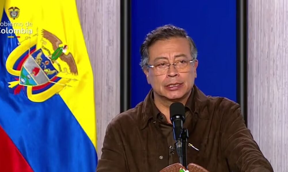 Petro reaccionó a captura de escolta de congresista que llevaba millonaria suma de dinero en efectivo: “Capturar a los compradores de votos”