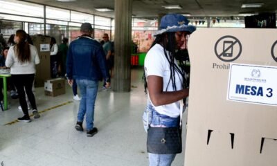 Propuesta busca que los senadores se elijan por regiones y no por circunscripción nacional