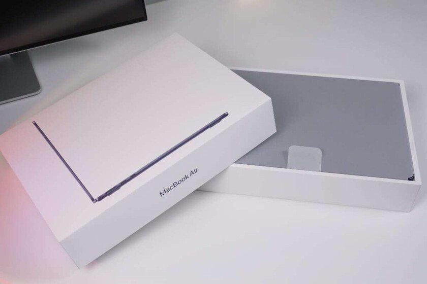 Quitar el cargador del iPhone tenía un pase. Que los nuevos Mac vengan sin el suyo es otra historia