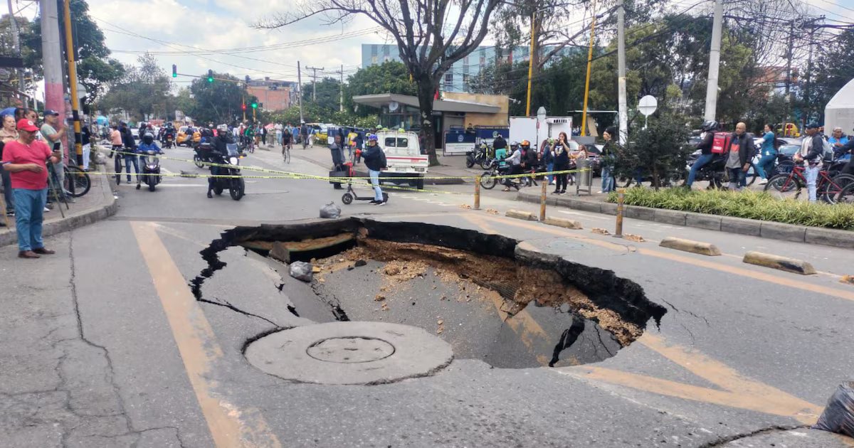 Se abrió un cráter en Suba: este sería el cuarto en la zona; las autoridades atienden la emergencia