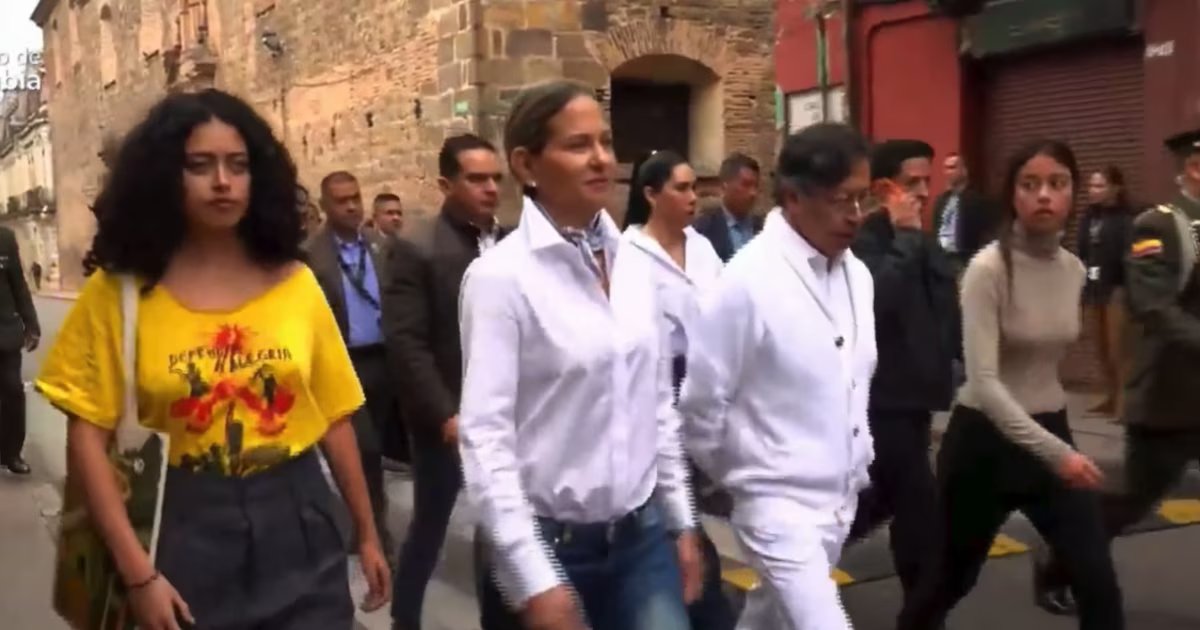 Verónica Alcocer reapareció en actos públicos al lado de Gustavo Petro al inicio de las elecciones del 8 de marzo