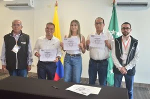 credenciales del CNE — Representantes electos de Risaralda recibieron credenciales del CNE
