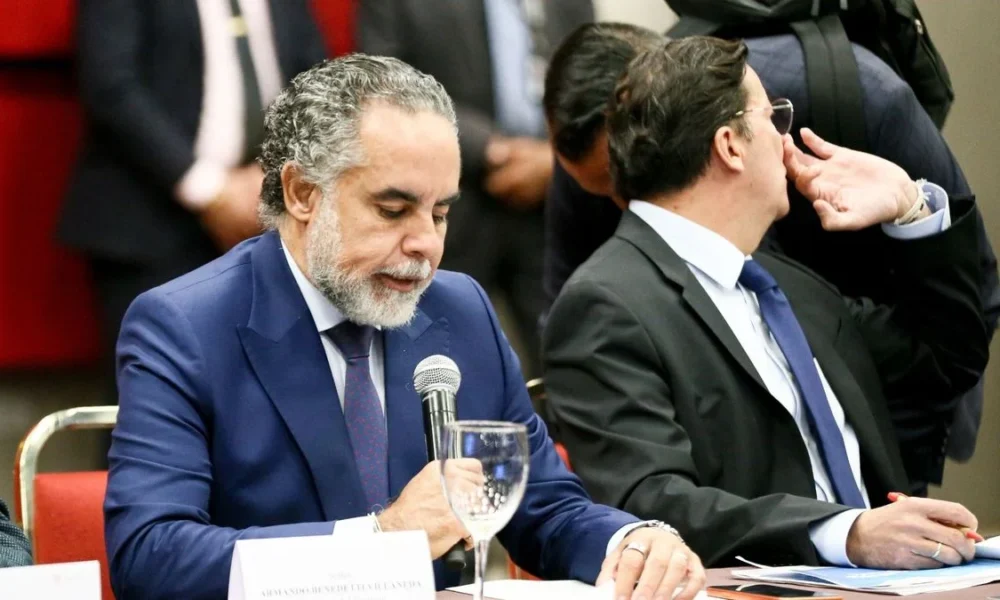 denuncias de fraude electoral — Denuncias de fraude electoral de Petro son "opiniones" según Benedetti