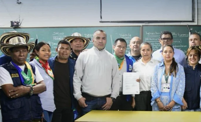 escuela indígena Jaikerazabi — Escuela indígena Jaikerazabi: bloqueo continúa en Mutatá, Antioquia