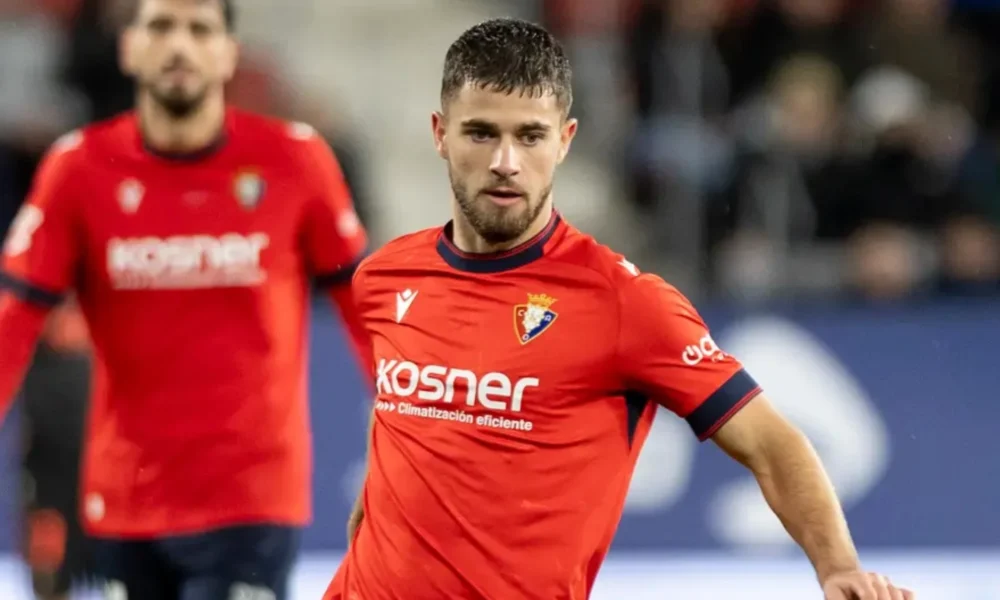 renovación Iker Muñoz — Renovación Iker Muñoz: Osasuna asegura a su pivote hasta 2030