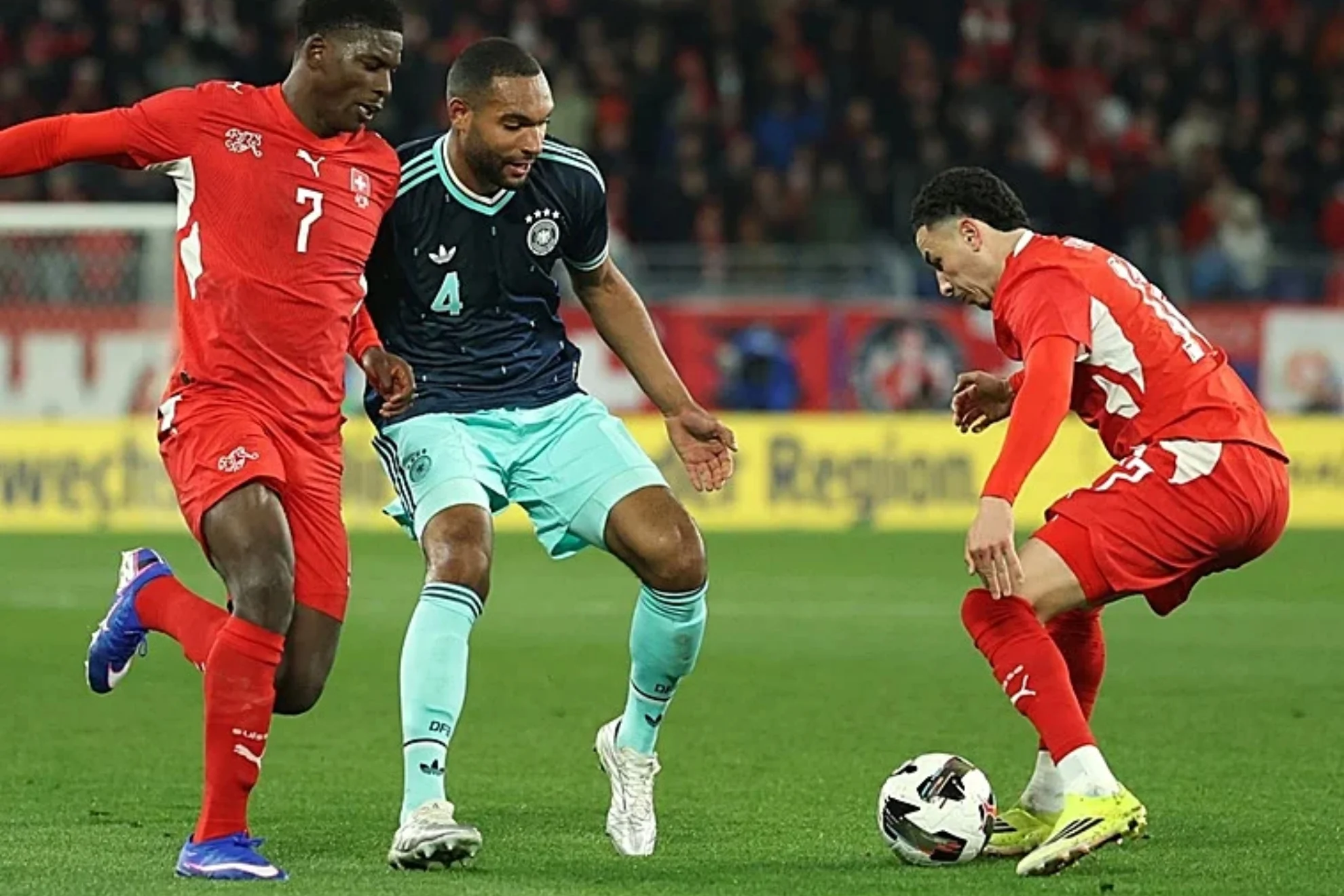 Jugadores del Sevilla en la ventana internacional — Ocho jugadores del Sevilla participan en la ventana internacional: quiénes tuvie