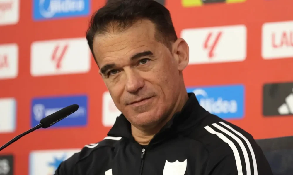 cambiar el Sevilla — García Plaza y su estrategia para cambiar el Sevilla en los últimos nueve partid