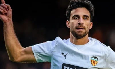 Futuro Eray Cömert — Eray Cömert busca definir su futuro contractual antes del Mundial