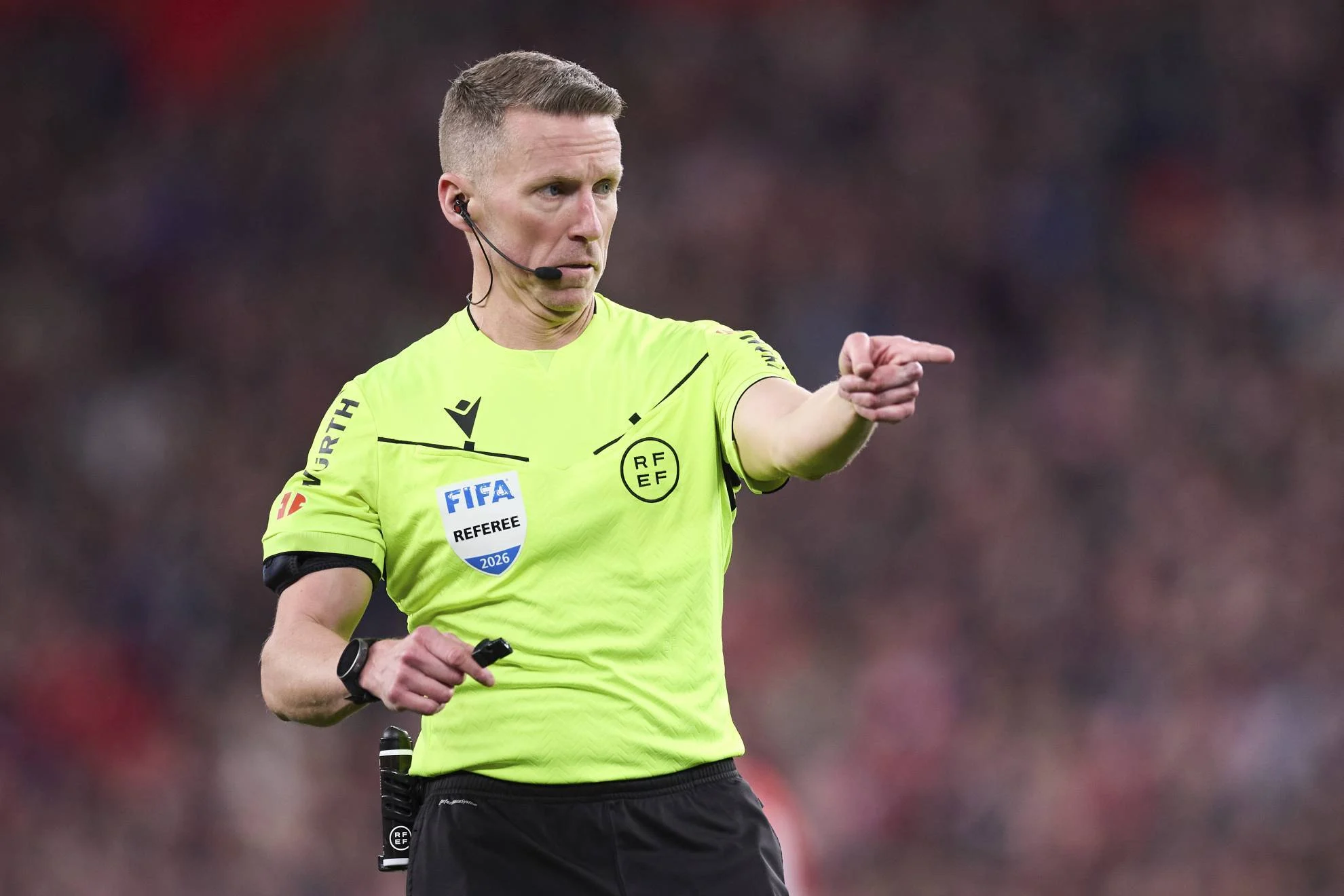 Hernández Hernández derbi — Hernández Hernández arbitrará el derbi catalán en LaLiga EA Sports